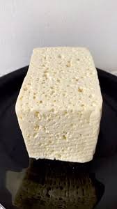 QUEIJO COALHO FURADINHO ARTEZANAL KG